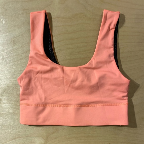 Fabletics Other - Fabletics Coral Sports Bra Small (MM)